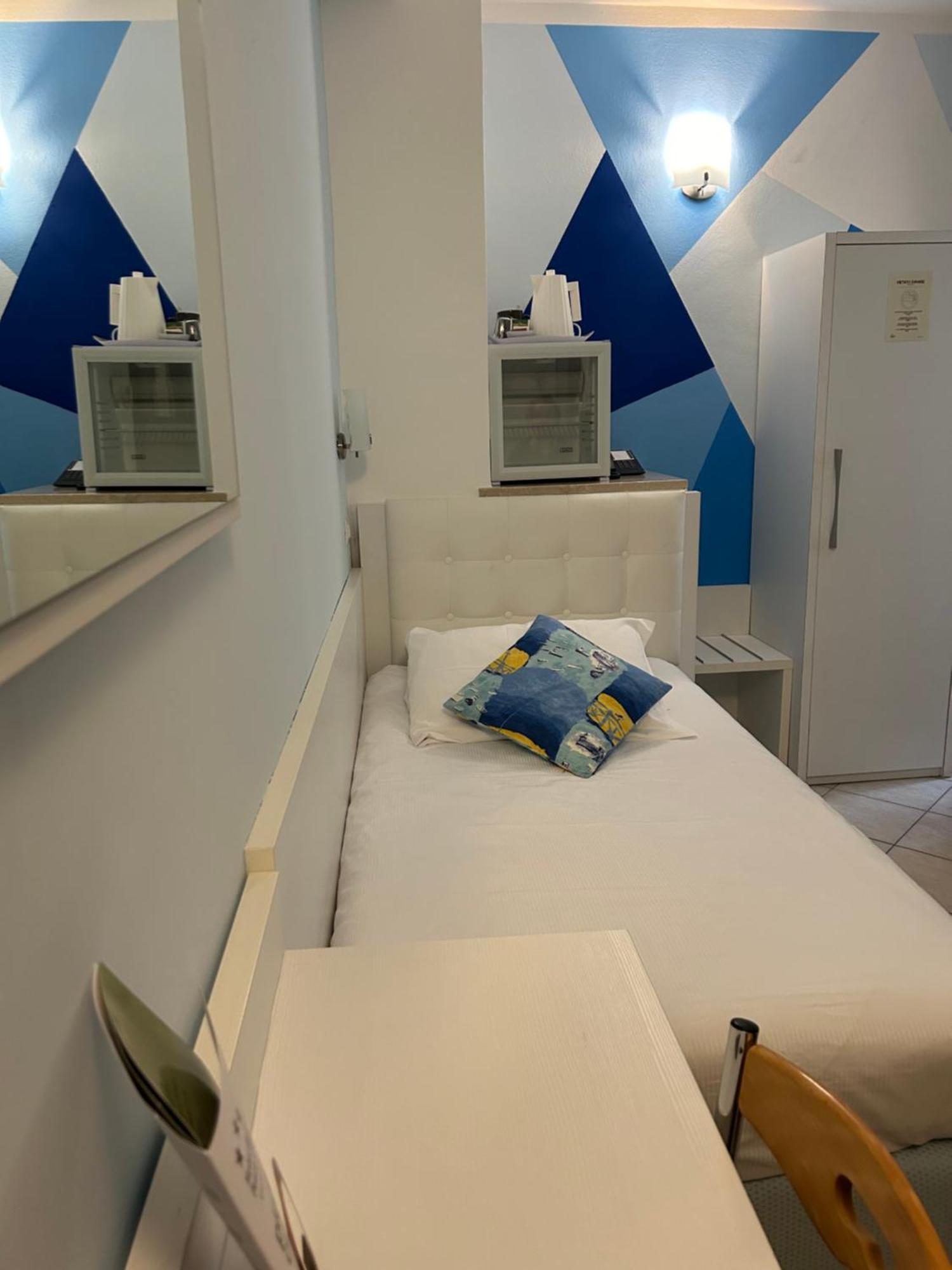 Hotel Dependance Pesce D'Oro Verbania Zewnętrze zdjęcie