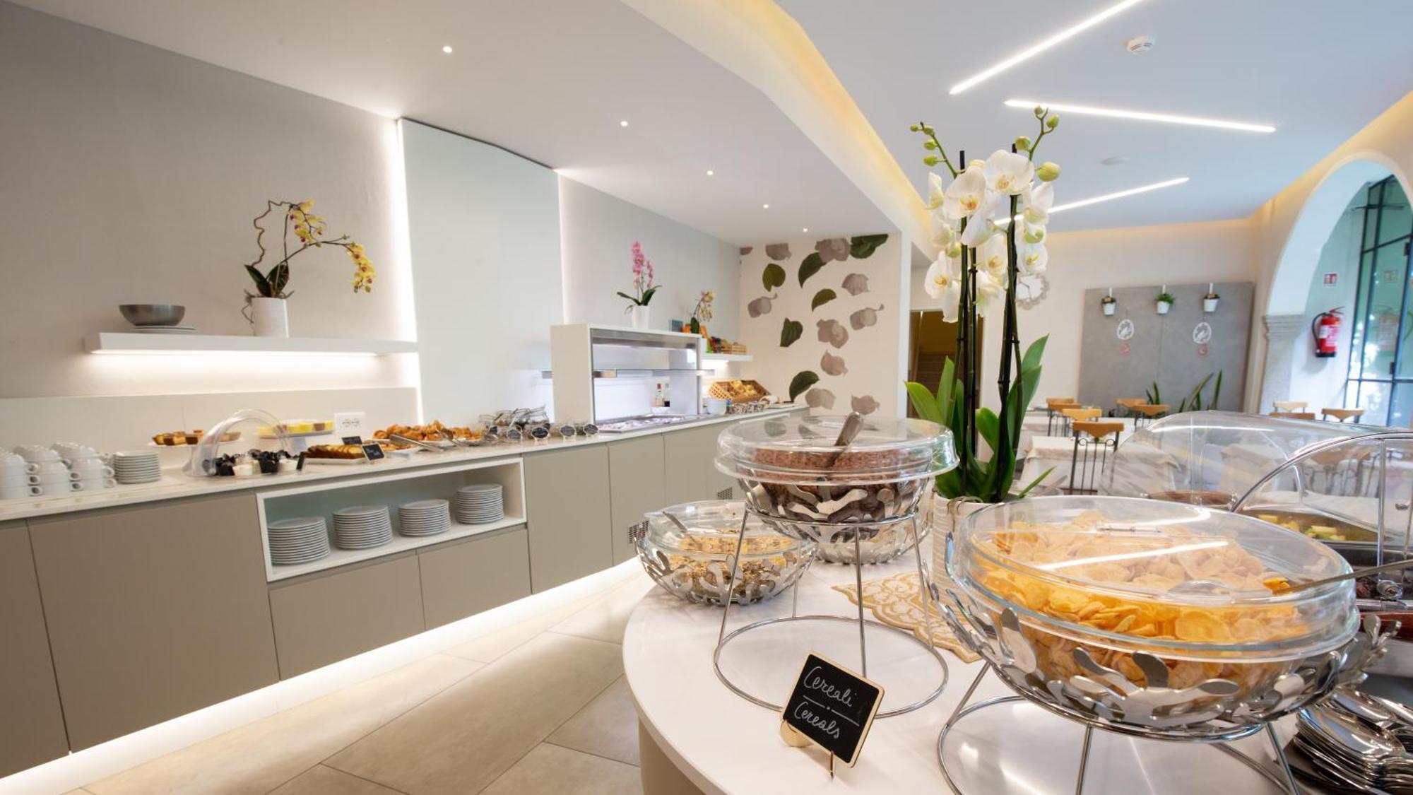 Hotel Dependance Pesce D'Oro Verbania Zewnętrze zdjęcie