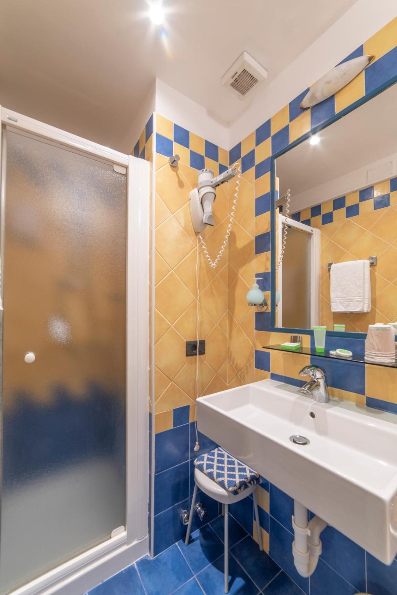 Hotel Dependance Pesce D'Oro Verbania Zewnętrze zdjęcie